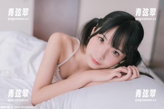 MTYH喵糖映画 稀饭这条裙!喵糖映画最新美图草莓小裙子,真让人巴不得抢过来