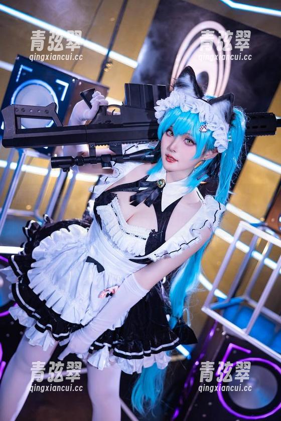 Natsuko夏夏子 原图直击:Natsuko夏夏子穿上卡芙卡,睡衣魔力无法抗拒?