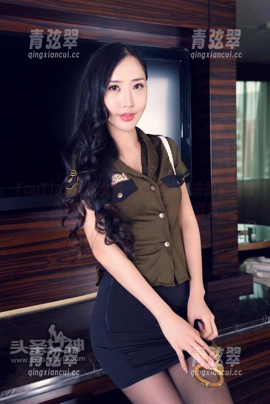 TouTiao头条女神 - 樊安妮带来的美足套图精选，总能让人不自觉驻留