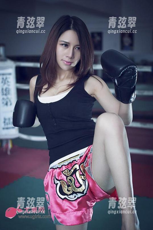 UGirls尤果网-萌神妹妹 UGirls尤果网 - 看啊,这图里的油亮,萌神妹妹又忍不住放大招啦,想不想来一套合集?