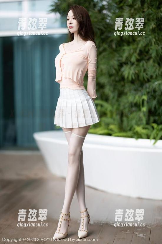 XIAOYU语画界-徐莉芝Booty XIAOYU语画界 - 徐莉芝Booty的白丝定制,让人想自带捕获功能