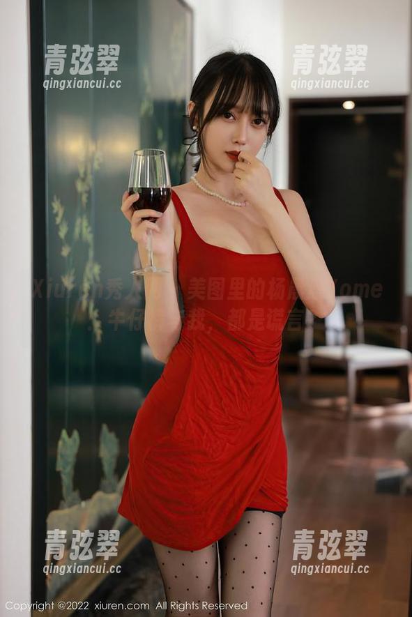 Xiuren秀人网-杨晨晨Yome Xiuren秀人网 - 美图里的杨晨晨Yome:牛仔裤与我,都是谎言?