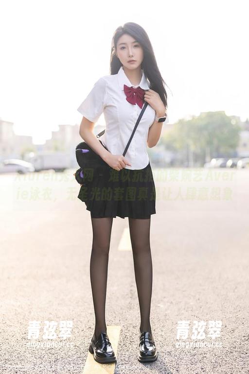 Xiuren秀人网-柴婉艺Averie Xiuren秀人网 - 难以抗拒的柴婉艺Averie泳衣,无圣光的套图真是让人肆意想象