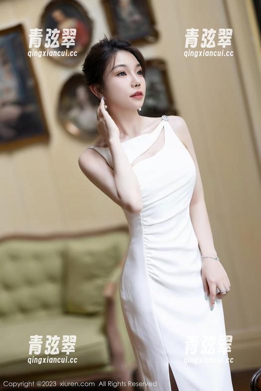 Xiuren秀人网-萌白酱 Xiuren秀人网 - 好吧,黑白写真集,萌白酱从未想过的皱眉!