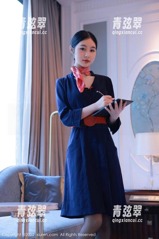Xiuren秀人网-萌白酱 Xiuren秀人网 - 嗨,萌白酱的夏日写真,原图带你走入椰树下面的唠嗑圈!