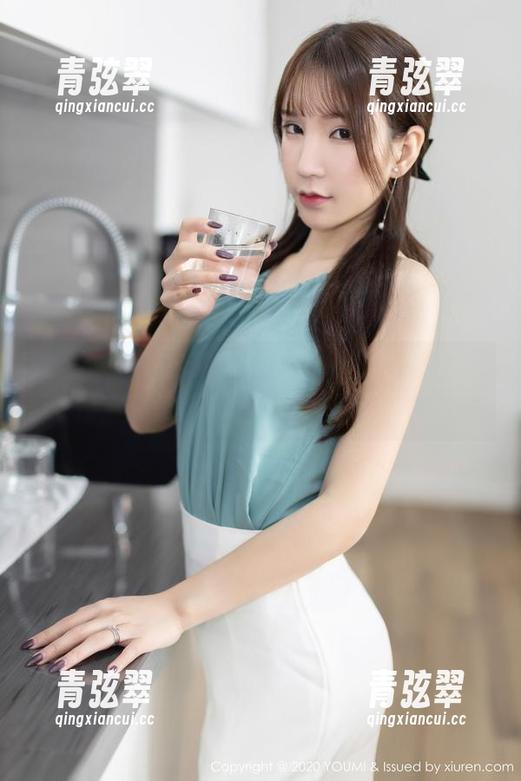 YouMi尤蜜荟-小海臀Rena YouMi尤蜜荟 - 小海臀Rena玩转网盘,姐姐系列写真引发我内心的小骚动……