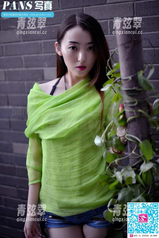 pans-兰心 pans - 最新一季的女王招聘广告:你看过兰心的写真集吗?!
