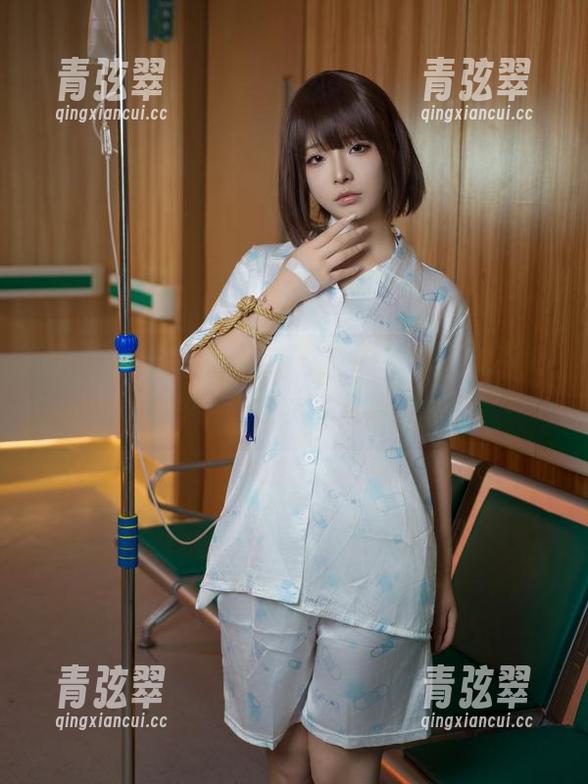 yuuhui玉汇 在yuuhui玉汇的摄影图库里,暗巷不只是在说情话,有猫咪吗?
