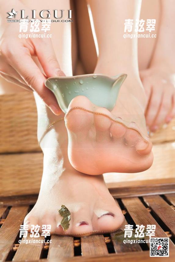 丽柜-婷婷 丽柜 - 我只想说,网盘里的婷婷作品,纯白得让人冒火。