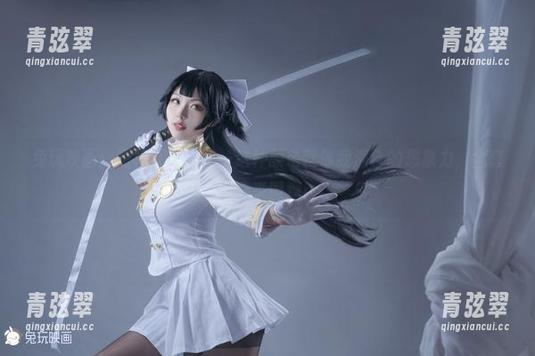 兔玩映画 兔玩映画:短裙红丝带——这种颜色就像我满仓的想象力,全套图集来围观!