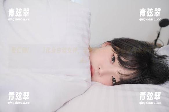 姜仁卿(강인경)化身白丝女神，带来的cos分享让你根本停不下来。