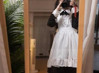“少女秩序”带来的精选美图：白丝灰裙，谁能抵挡这种甜美的冲击？