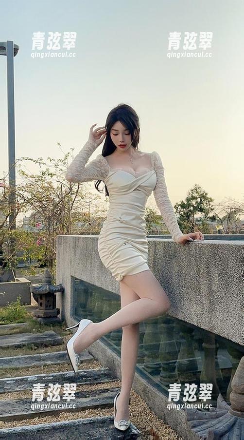 微密圈 - 作品集里的原图：看徐莉芝在秘密花园里如何进行“交接”，手法高超！