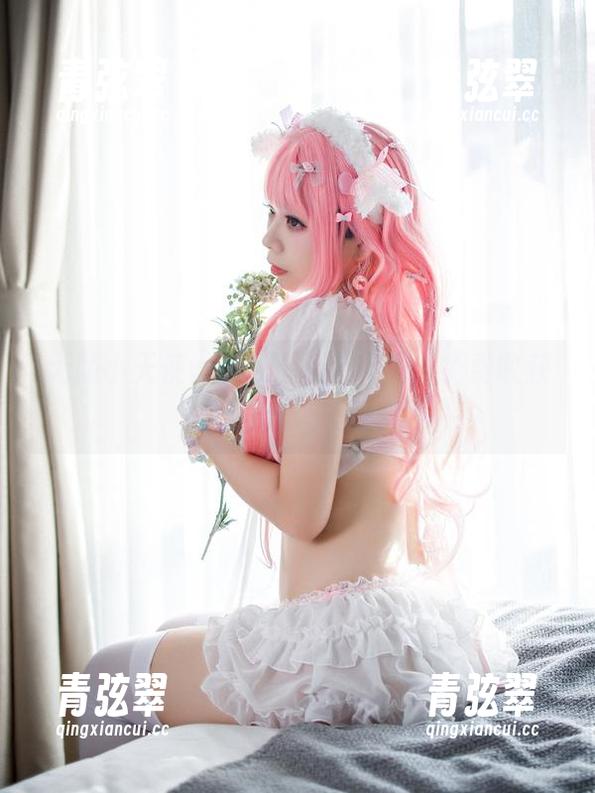 无颜小天使wy办公室治疗费：免费收获一堆OL风美图！