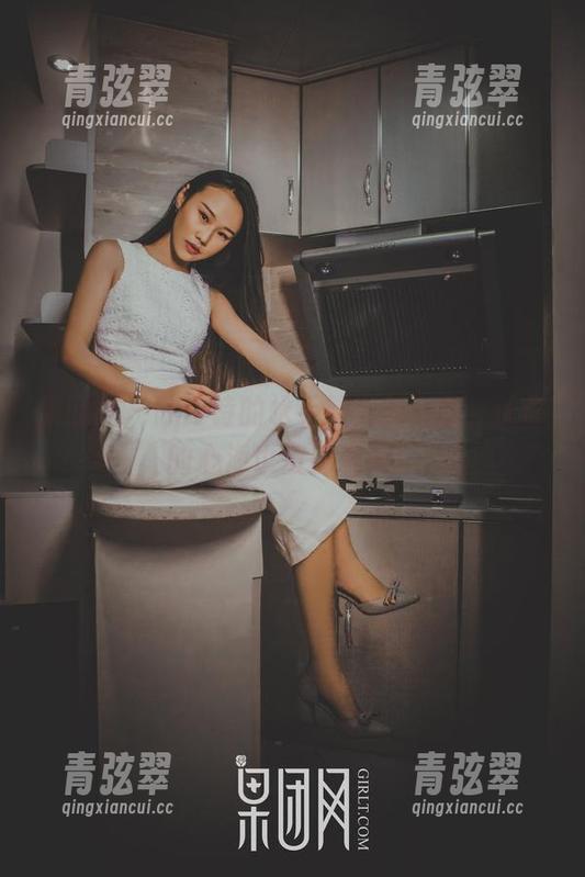 果团网-陈诗诗 果团网 - 陈诗诗的水手服更新合集,让你的心海也波涛汹涌!