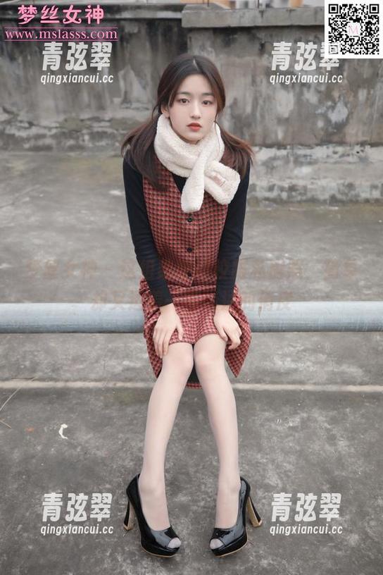 梦丝女神-魏婷婷 梦丝女神 - 这组魏婷婷校服私房照,简单却又透着一股淡淡的俏皮