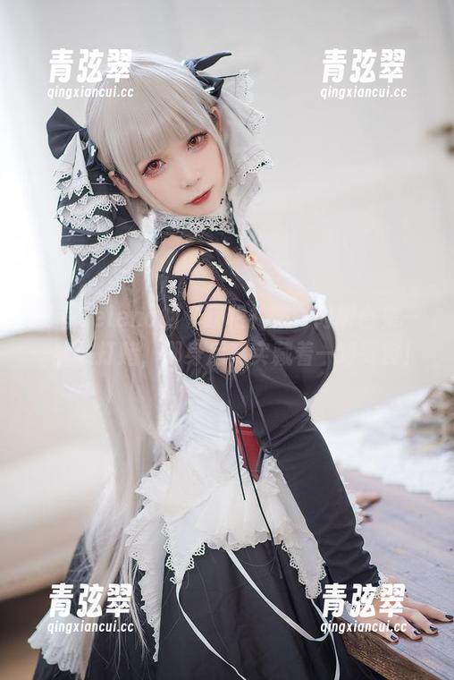 樱落Selena 樱落Selena的“欧根礼服”闪耀合集——我敢打赌,那身后其实藏着一堆零食!