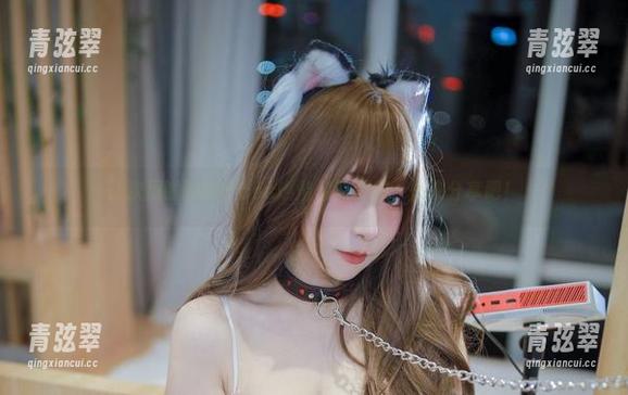 次屁啦 让次屁啦的豹纹cos燃烧你的眼睛,快来分享吧!