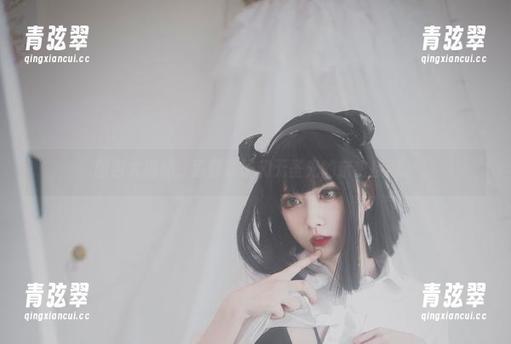 清颜颜子 图包大揭秘:清颜颜子和无圣光的亲密接触。