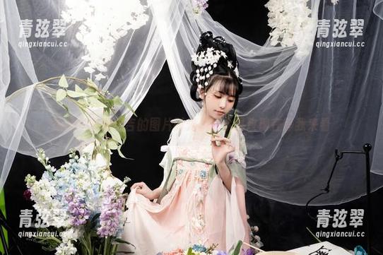 爆机少女喵小吉 爆机少女喵小吉的图片时光机,水晶玫瑰在等我来看