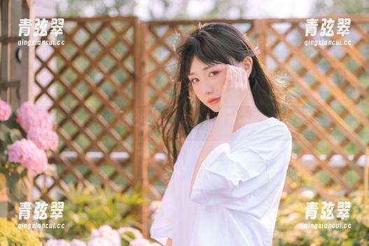壁纸变身！爆机少女喵小吉的原图，剧情一波三折。