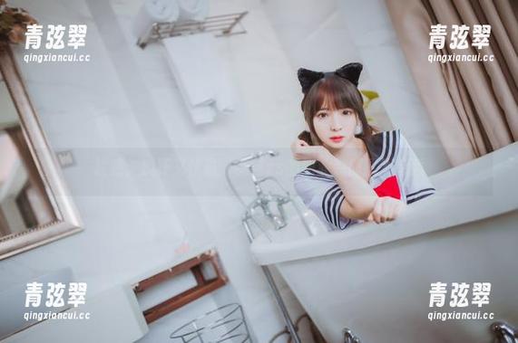 注意，疯狂又优雅：疯猫ss的职业装原图灵感秀