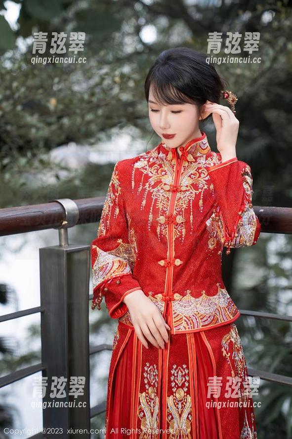 秀人网 - 黑与白的激情碰撞，vetiver嘉宝贝儿带来的图包总是透着点不安，快分享给小伙伴们讨论一下呗。