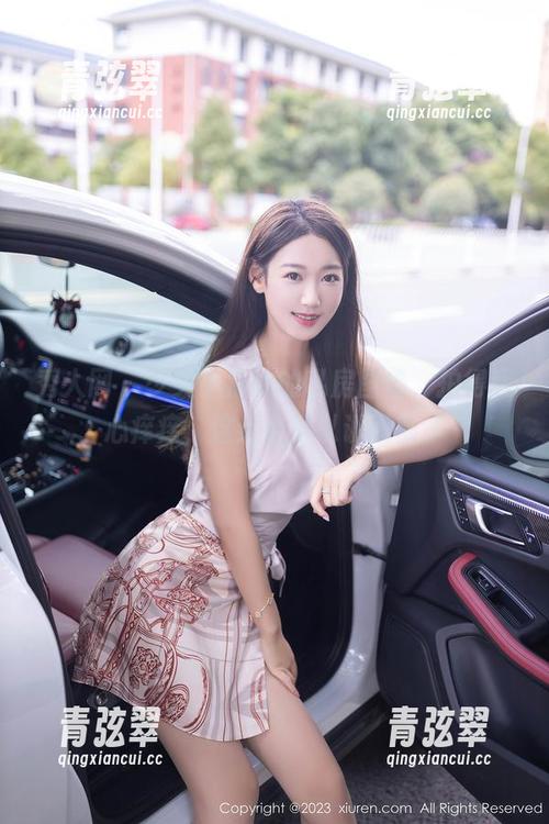 秀人网-小嘉敏 秀人网 - 少女小嘉敏的私房图集,拍得我心痒痒,这组合可以说没谁了