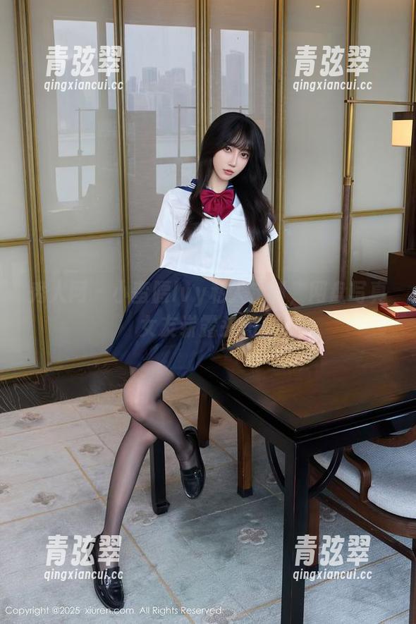 秀人网-小蛮腰lvy 秀人网 - 小蛮腰lvy私人定制,网盘写真女友崭露头角!