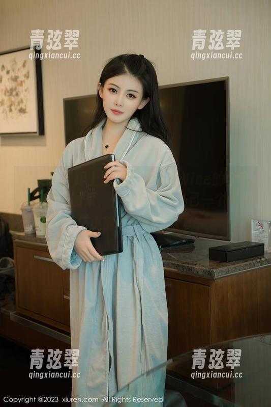 秀人网-张思允Nice 秀人网 - 跟上潮流!张思允Nice的全套丝网服饰图集,恨不得给我自己一个‘穿搭小能手’的称号。
