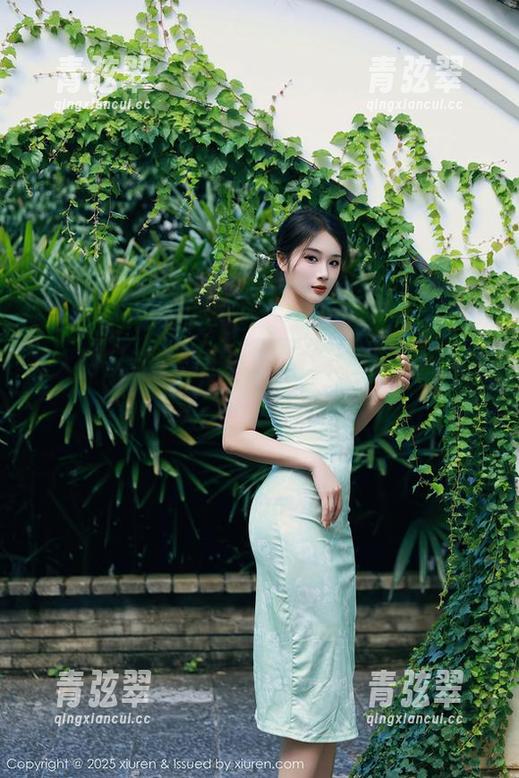 秀人网 - 这组美图分享，林文文yooki当女王，谁敢质疑？