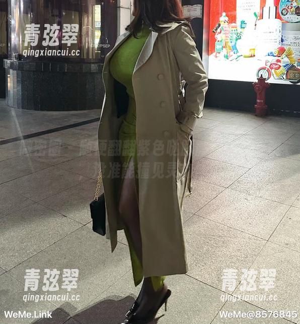 紫色哒豚豚 微密圈 - 随便翻翻紫色哒豚豚的天台套图,没准能撞见灵魂伴侣