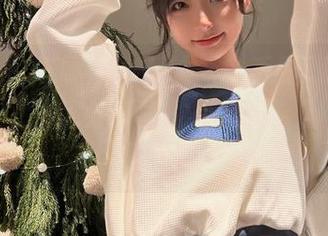 微密圈 - 陈妮妮UNI的新拿手好戏——牛仔短裤，图库分享里的小心思，等着你发现！