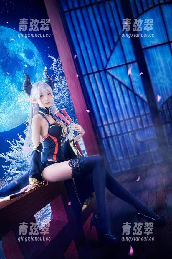 青青子Js 定制图集?青青子Js黑色系,这背后真藏着多少小心机呢?
